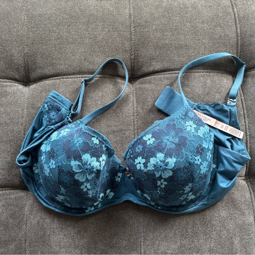 Victorias Secret Body Blue Lace Bra